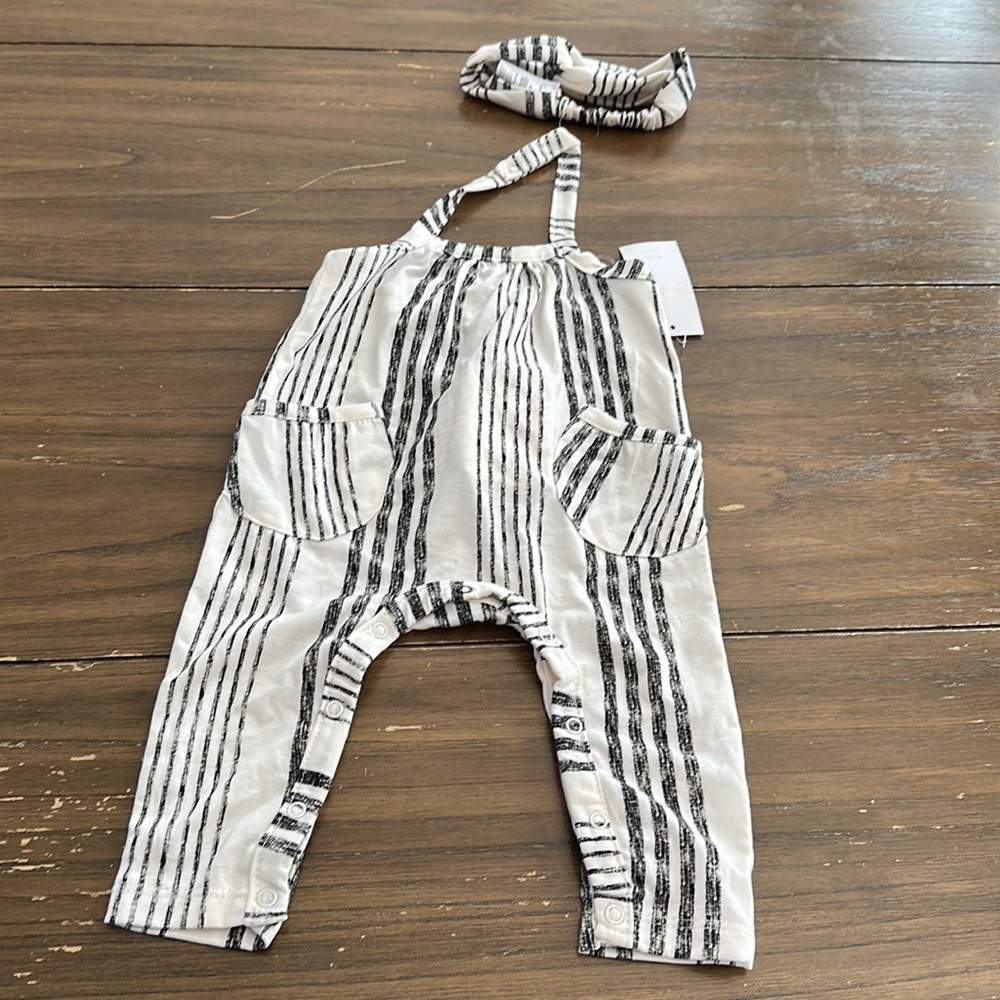 New Jessica Simpson romper 3/6 months*